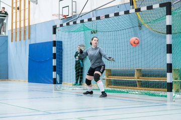 Bild 123 - F Loewinnen Hallen Cup